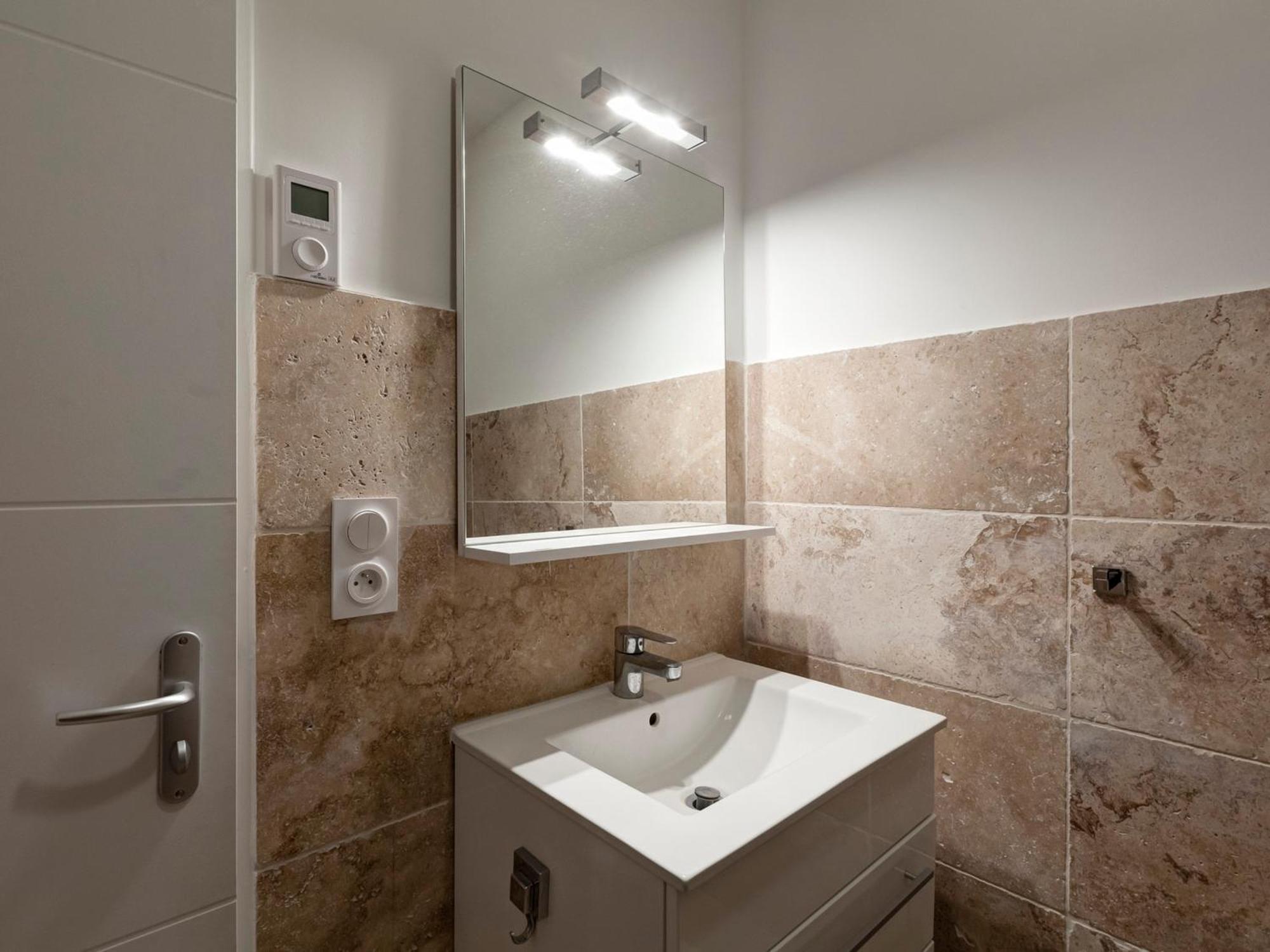 Appartement Neuf 2* Au Centre De Brides Avec Terrasse, Proche Telecabines Et Commerces - Fr-1-512-41 Zewnętrze zdjęcie